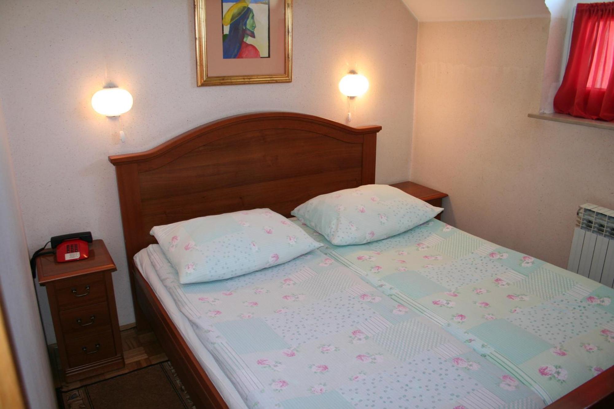Guesthouse Janez Марібор Екстер'єр фото