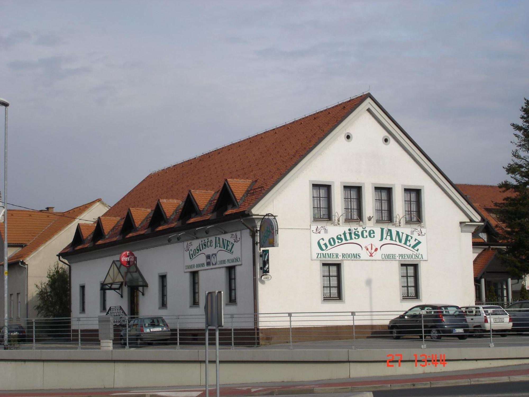 Guesthouse Janez Марібор Екстер'єр фото