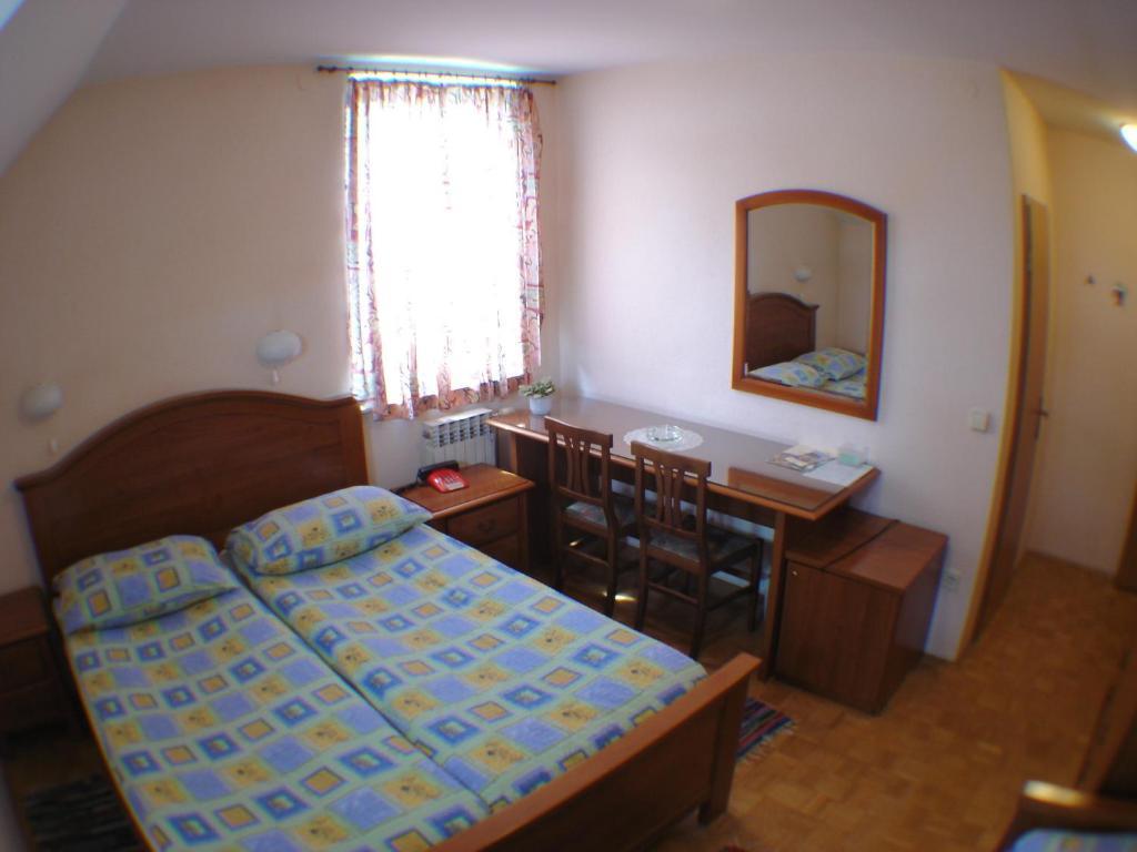 Guesthouse Janez Марібор Екстер'єр фото